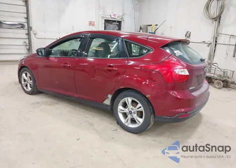 2014 Ford Focus Se z USA, uszkodzony, nr VIN 1FADP3K28EL361002